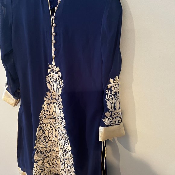 Indian tradition suit , kameez set , in Royal Blue, size 40 - Picture 4 of 8